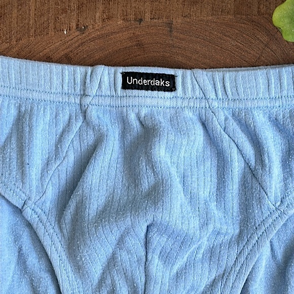 Underdaks - Picture 2 of 7